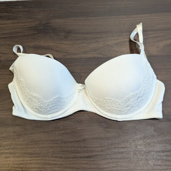 Bundle - TWO Candie's 34B Demi Bras - Picture 6 of 10